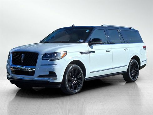 Used 2022 Lincoln Navigator L Black Label image 8