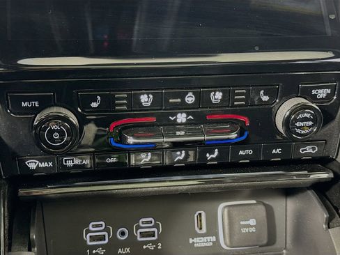 Used 2023 Jeep Grand Cherokee Trailhawk w/ Advanced Protech Group II image 25