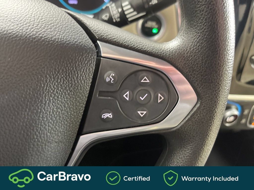 Used 2023 Chevrolet Traverse LS AWD/4WD image 25