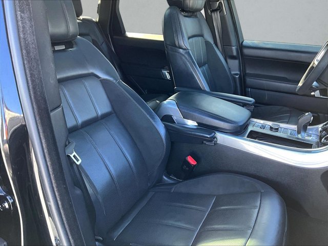 Used 2019 Land Rover Range Rover Sport HST AWD/4WD image 9