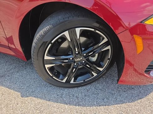 Used 2023 Kia K5 GT-Line w/ GT-Line Premium Package FWD image 9
