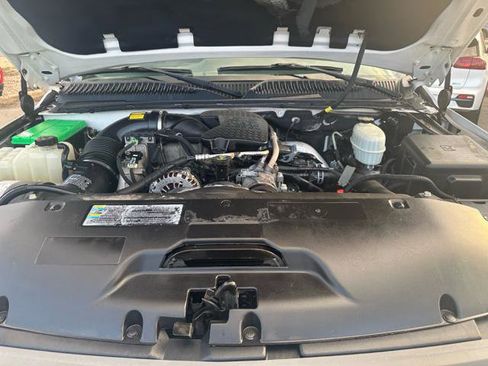 Used 2006 GMC Sierra 2500 W/T w/ Heavy-Duty Power Package RWD image 20