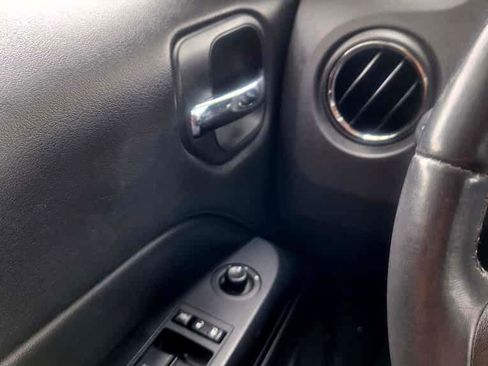 Used 2016 Jeep Patriot High Altitude image 24