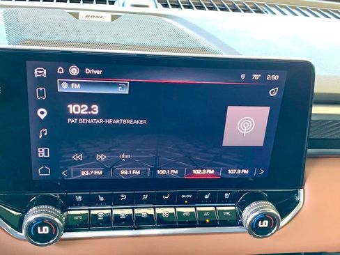 Used 2026 GMC Canyon AT4 w/ Technology Plus Package AWD/4WD image 36