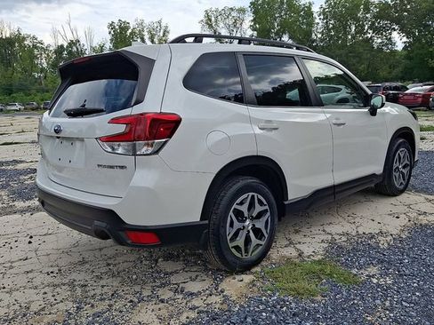 Certified 2023 Subaru Forester Premium AWD/4WD image 7