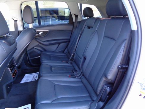 Used 2023 Audi Q7 3.0T Premium Plus w/ Premium Plus Package image 15