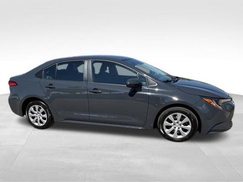 Used 2026 Toyota Corolla LE FWD image 14