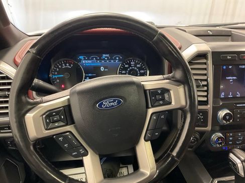 Used 2019 Ford F150 Platinum w/ Equipment Group 701A Luxury AWD/4WD image 23
