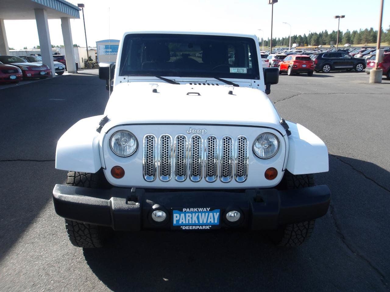 Used 2012 Jeep Wrangler Unlimited Sahara w/ Connectivity Group AWD/4WD image 8