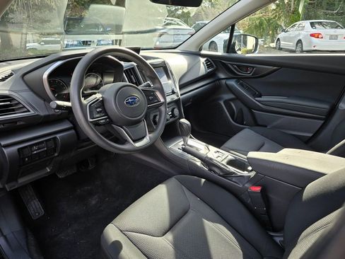 Used 2018 Subaru Impreza 2.0i Premium image 11
