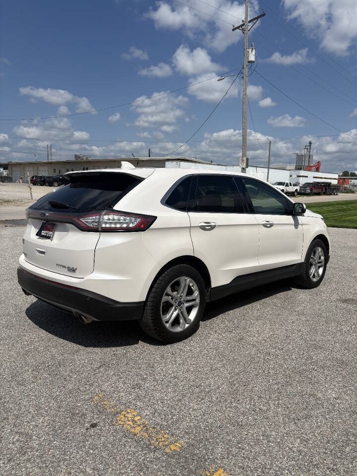 Used 2018 Ford Edge Titanium w/ Technology Package AWD/4WD image 5