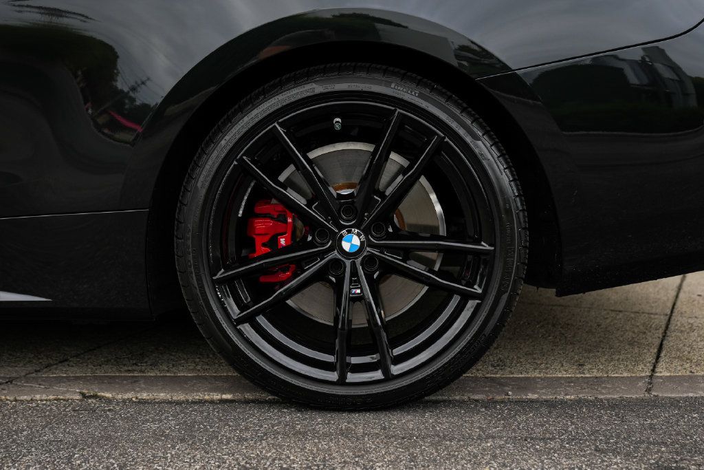Used 2024 BMW M440i Convertible RWD image 13