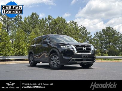 Used 2025 Nissan Pathfinder S