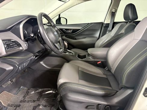 Used 2025 Subaru Outback Onyx Edition AWD/4WD image 21