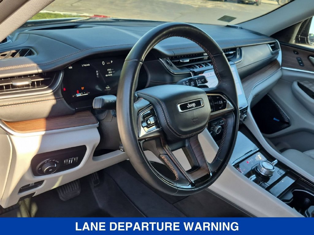 Used 2023 Jeep Grand Cherokee Summit w/ Adv Protech Group IV AWD/4WD image 14