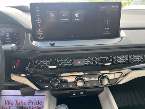 Used 2024 Honda Accord EX-L image 13