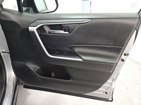 Used 2023 Toyota RAV4 SE AWD/4WD image 37