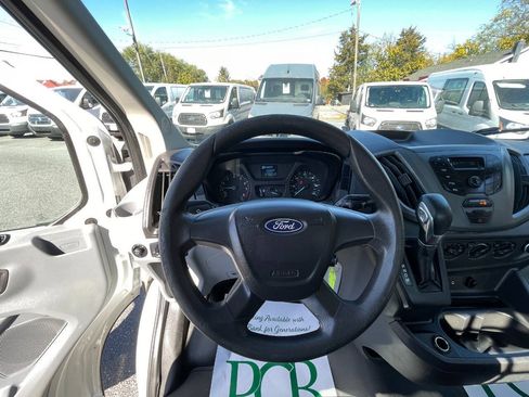 Used 2018 Ford Transit 250 138 RWD image 11