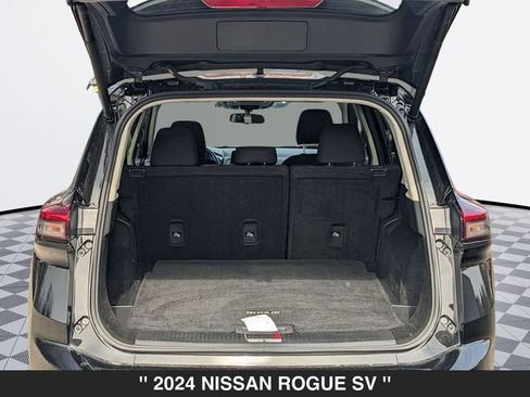 Used 2024 Nissan Rogue SV image 25