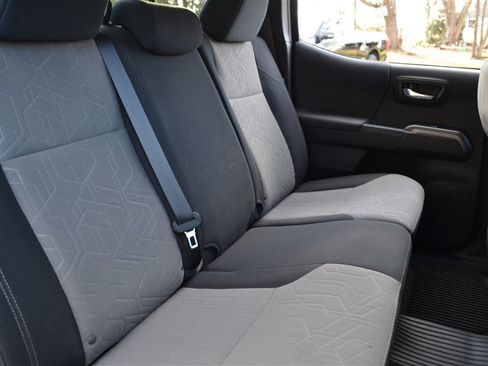 Used 2021 Toyota Tacoma TRD Sport image 32