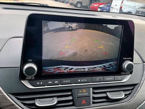 Certified 2025 Nissan Altima 2.5 SV image 26