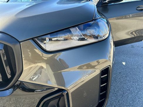 Used 2024 BMW X5 xDrive50e w/ M Sport Package image 25