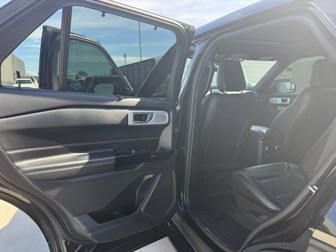 Used 2022 Ford Explorer ST w/ Equipment Group 401A image 19