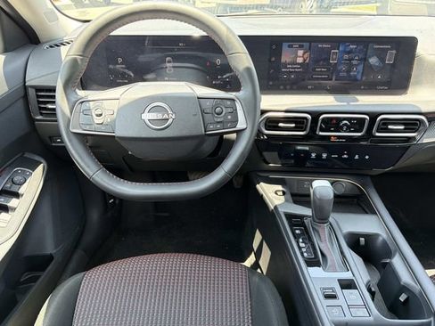 Used 2026 Nissan Sentra SR w/ Floor Mat Package FWD image 21