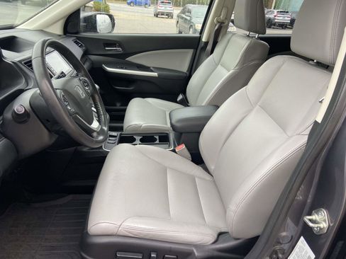 Used 2016 Honda CR-V Touring image 11