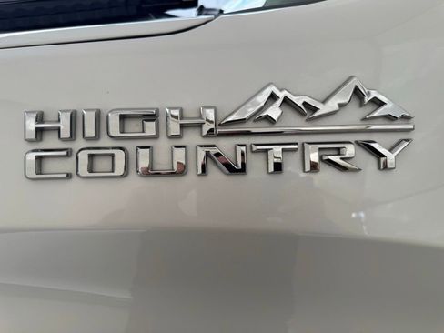 Used 2019 Chevrolet Silverado 1500 High Country w/ Technology Package image 12