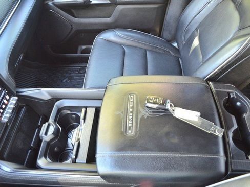 Used 2022 RAM 1500 Limited w/ Body Color Bumper Group image 26