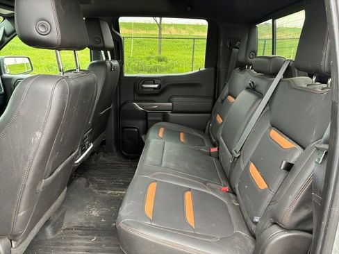 Used 2021 GMC Sierra 1500 AT4 w/ AT4 Premium Package AWD/4WD image 16