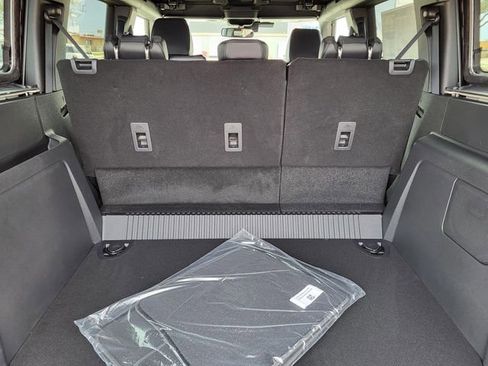 New 2025 Ford Bronco Outer Banks image 8