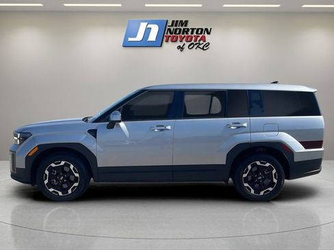 Used 2025 Hyundai Santa Fe SE image 8