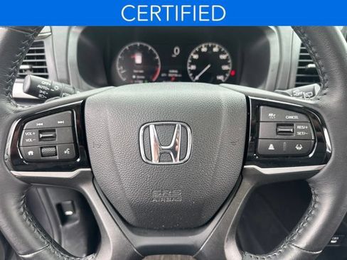Used 2025 Honda Odyssey EX-L image 25