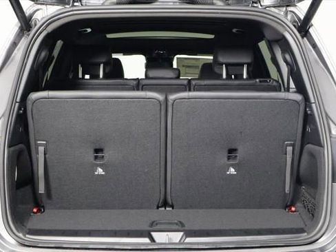 New 2026 Mercedes-Benz GLB 250 image 9