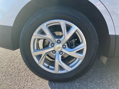 Used 2018 Chevrolet Equinox Premier image 27