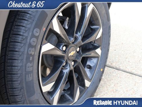 Used 2022 Chevrolet TrailBlazer LT FWD image 40