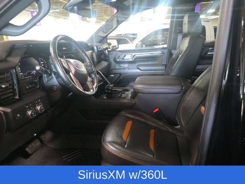 Used 2024 GMC Sierra 1500 AT4 w/ Technology Package AWD/4WD image 7