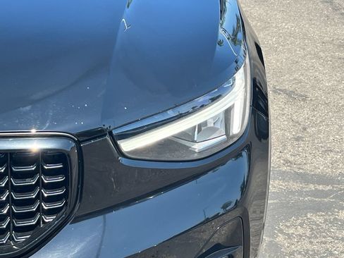 Used 2023 Volvo XC40 B5 Plus w/ Driver Assist Package AWD/4WD image 42
