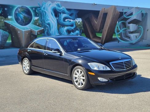 Used 2007 Mercedes-Benz S 550 image 4