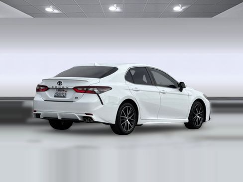 Used 2022 Toyota Camry SE w/ Convenience Package FWD image 8