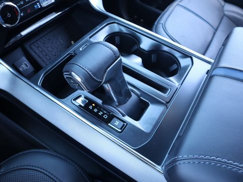 New 2025 Ford F150 Platinum w/ Equipment Group 702A High image 10