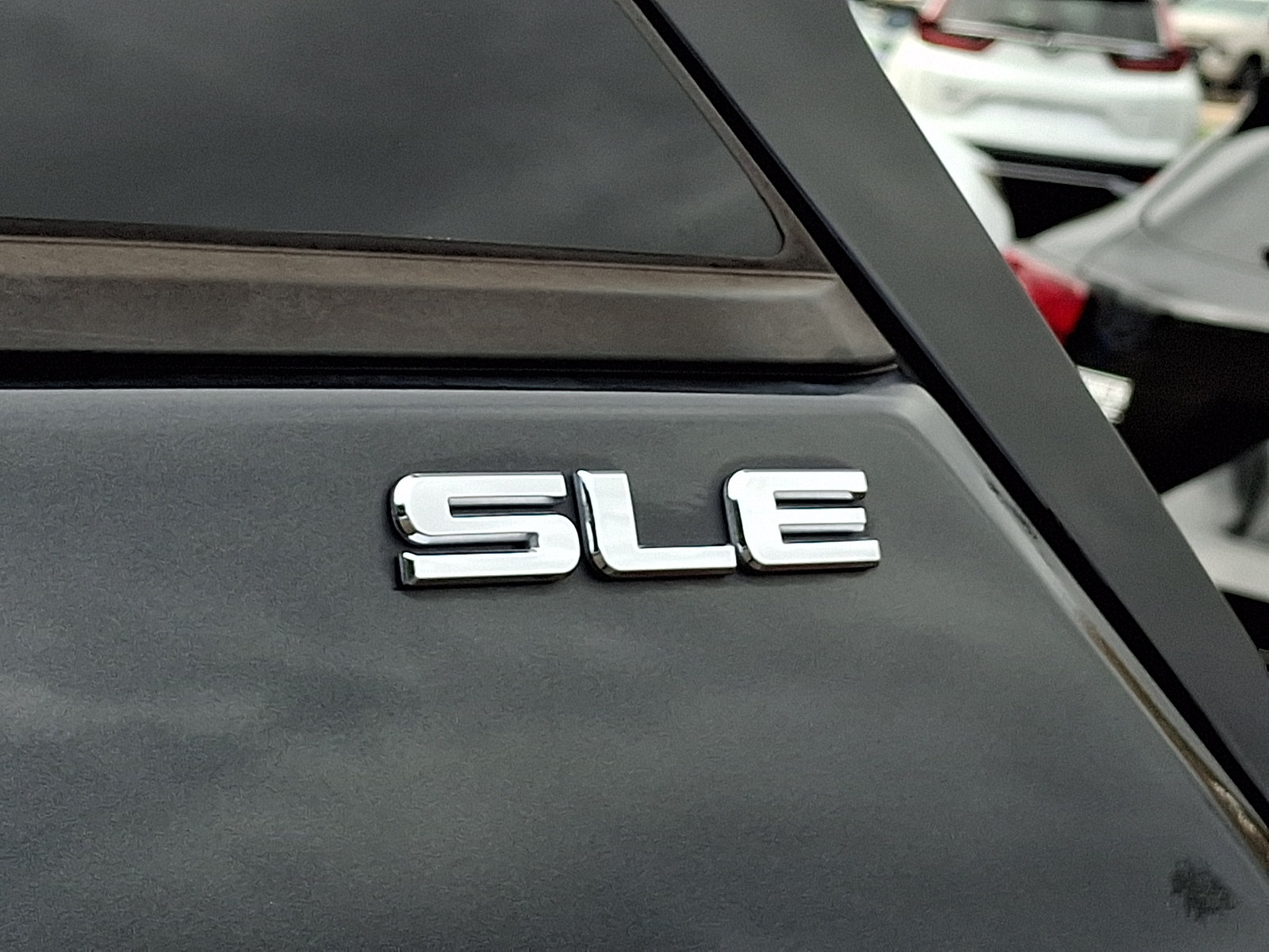Used 2018 GMC Terrain SLE FWD image 30
