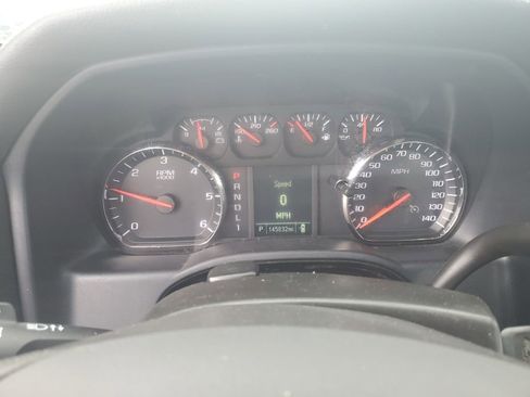 Used 2018 Chevrolet Silverado 2500 W/T w/ Snow Plow Prep Package image 13