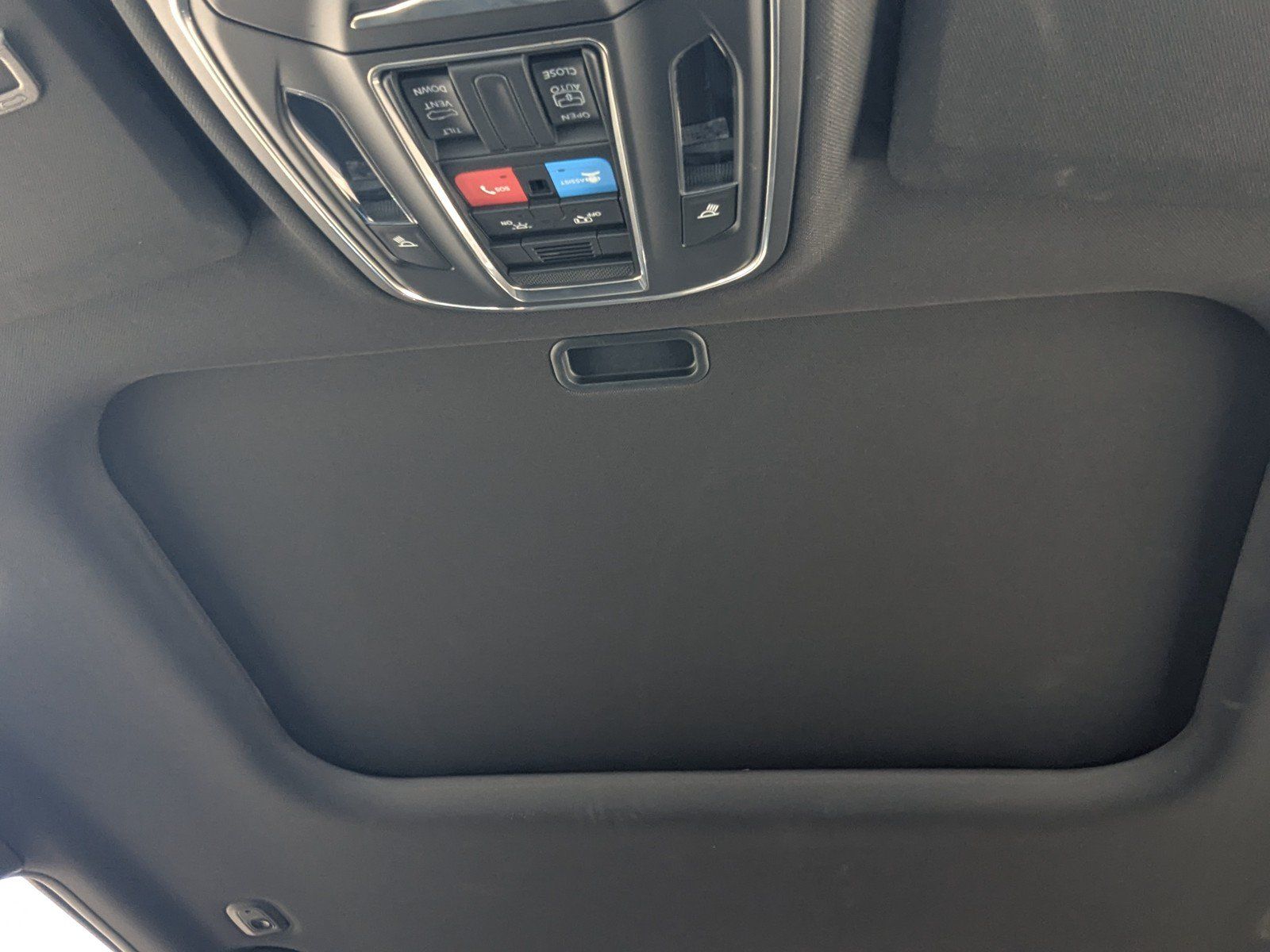 Used 2025 Jeep Grand Cherokee Laredo X AWD/4WD image 12