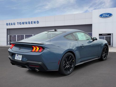 New 2026 Ford Mustang Coupe image 4