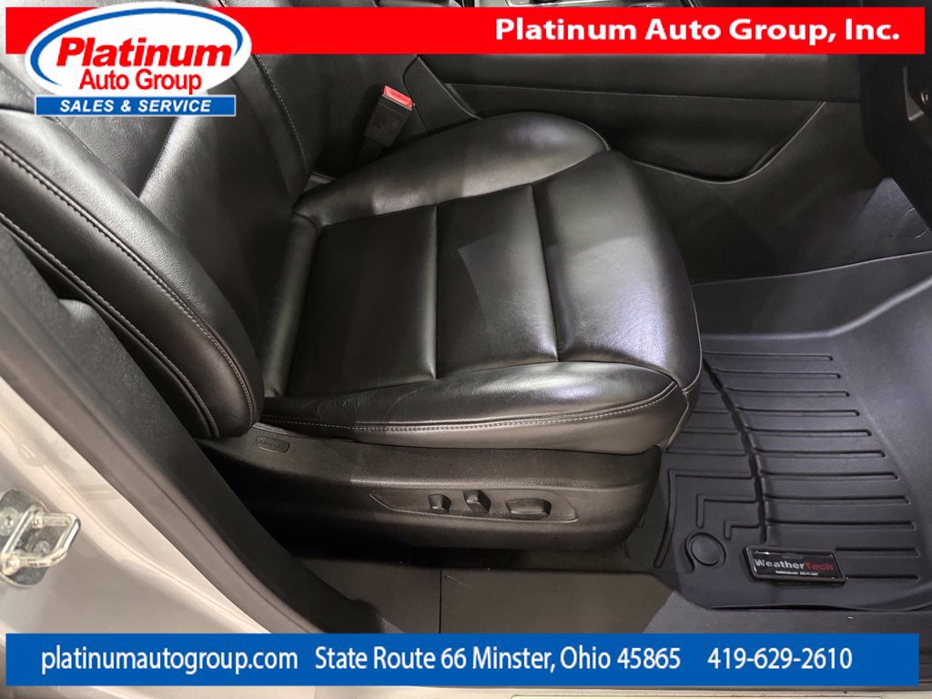 Used 2020 Cadillac XT4 Premium Luxury AWD/4WD image 42