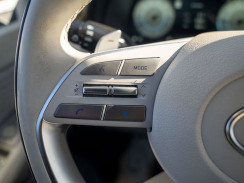 Used 2024 Hyundai Palisade Calligraphy image 24