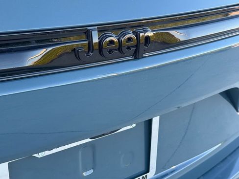 New 2026 Jeep Grand Cherokee Limited image 33